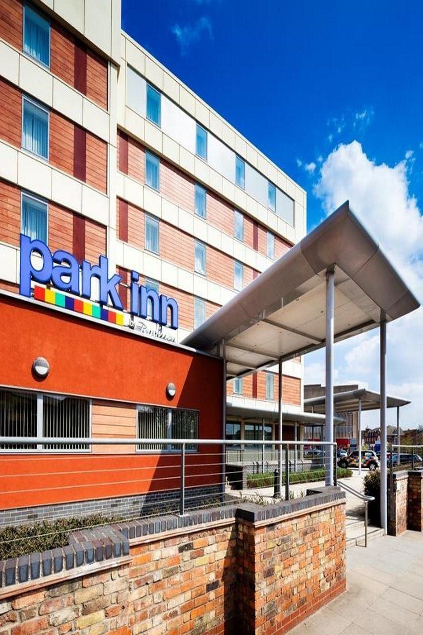 Park Inn By Radisson Peterborough Exterior photo