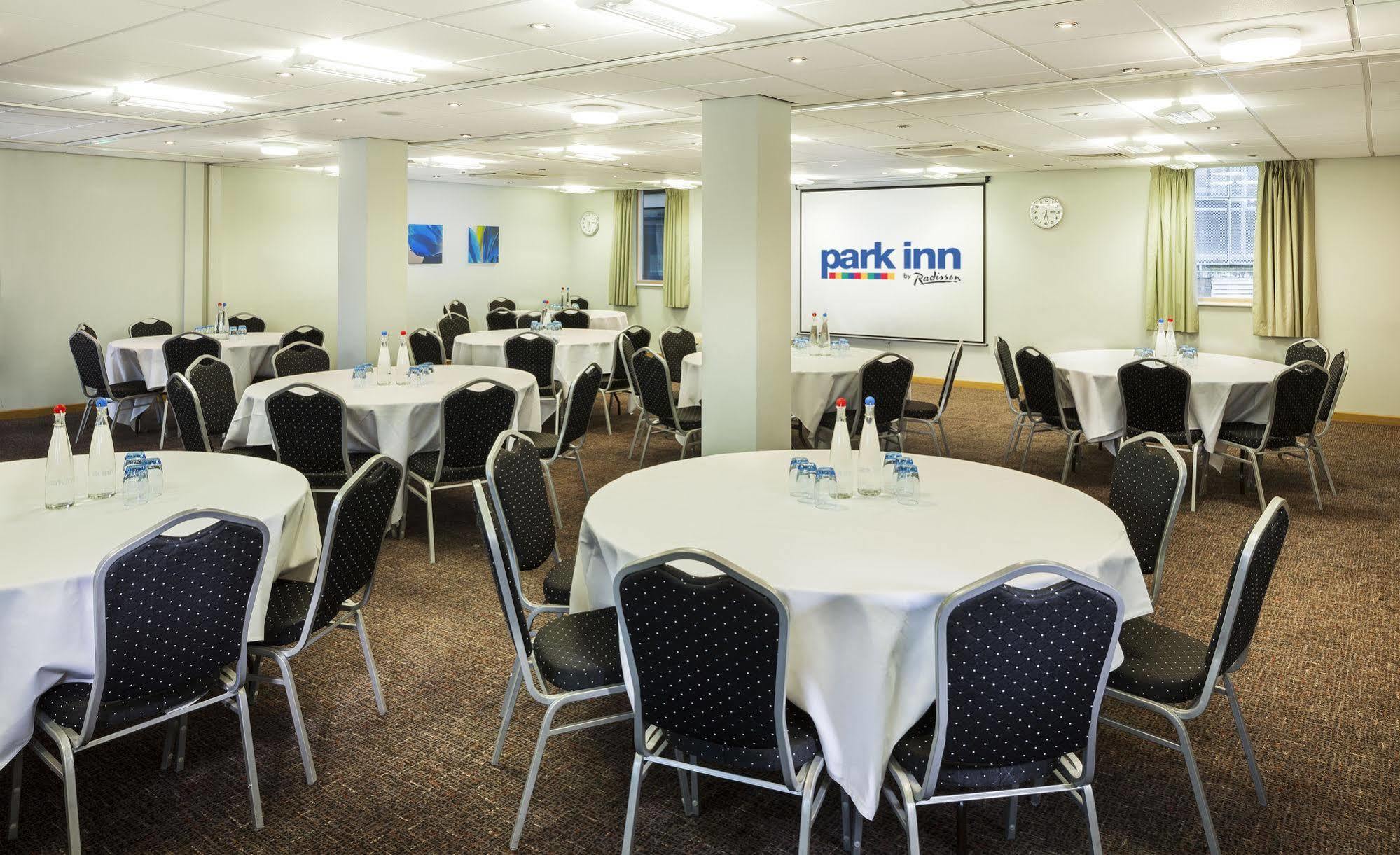 Park Inn By Radisson Peterborough Exterior photo